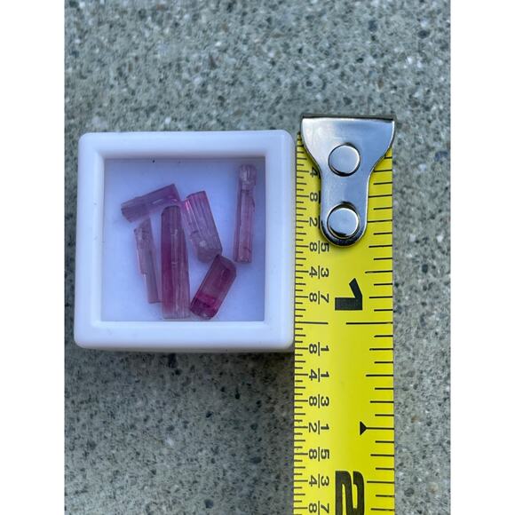 Pink Tourmaline Crystal Parcel - 4 Carats - Picture 4 of 4